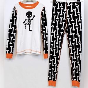 SOLD Hanna Andersson Halloween Funny Bones Skeleton Long John Pajamas 130/8